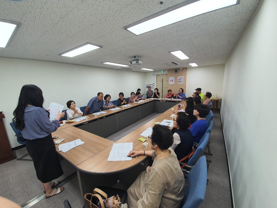 제1차 자원봉사자 간담회 및 인권교육 진행