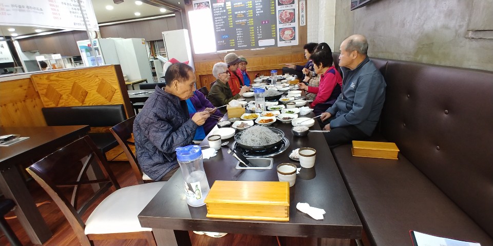 재가복지 3월 외식지원