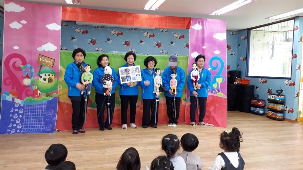 꿈드림실버인형극단 외부공연_역곡1동어린이집